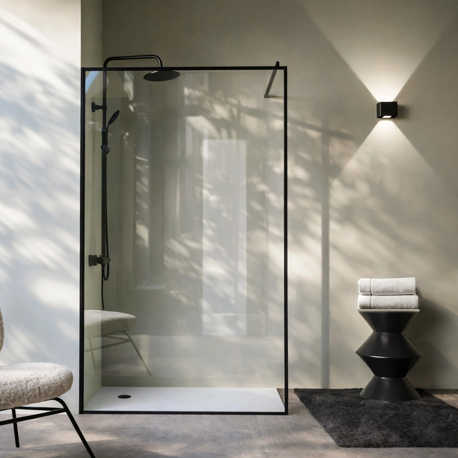 Paroi de Douche 120x200cm - Verre trempé 6mm - Encadrement Ultra-fin Sérigraphié - Finition Noir