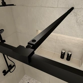 Paroi de Douche Noir Mat 100x200cm - Porte-serviette et étagère - DARK CONTOURING SHELF